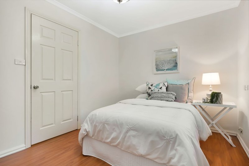 Photo - 31 Samada Street, Notting Hill VIC 3168 - Image 15