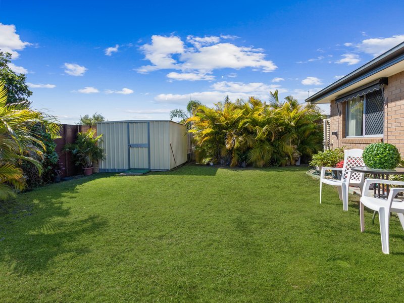 Photo - 31 Santa Maria Avenue, Urraween QLD 4655 - Image 16