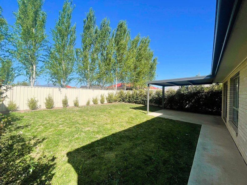 Photo - 31 Scremin Grove, Griffith NSW 2680 - Image 11