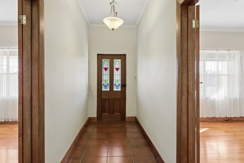 Photo - 31 Seaton Terrace, Seaton SA 5023 - Image 3