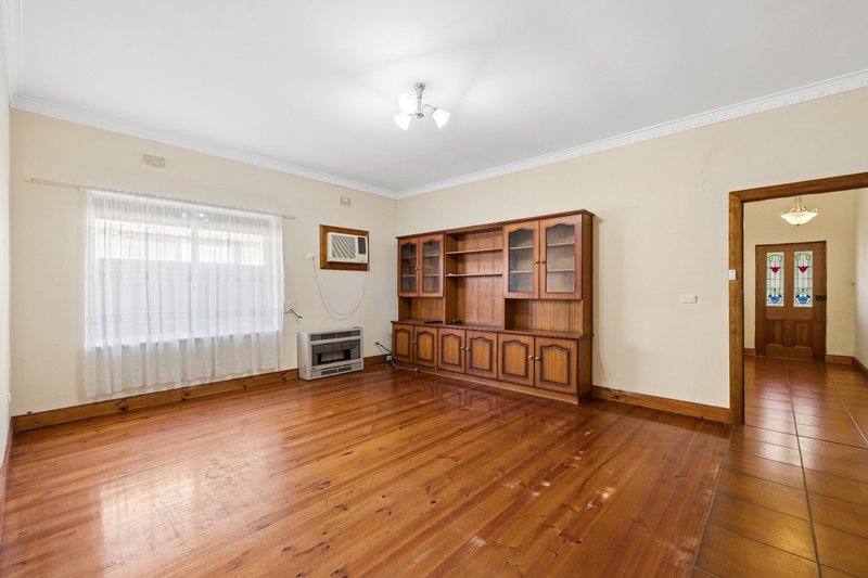 Photo - 31 Seaton Terrace, Seaton SA 5023 - Image 9