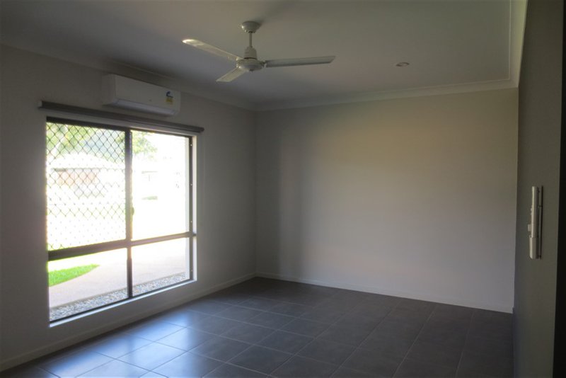Photo - 31 Sedgwick Close, Edmonton QLD 4869 - Image 3