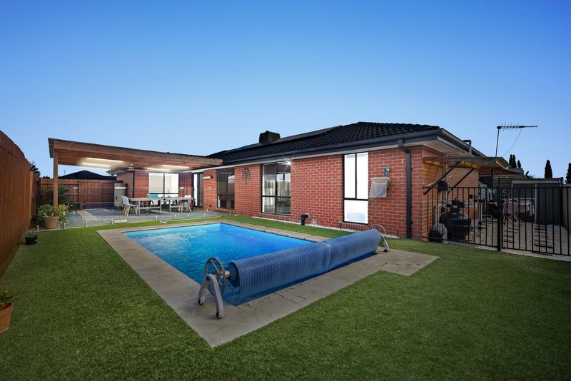 Photo - 31 Shaftsbury Avenue, Berwick VIC 3806 - Image 18