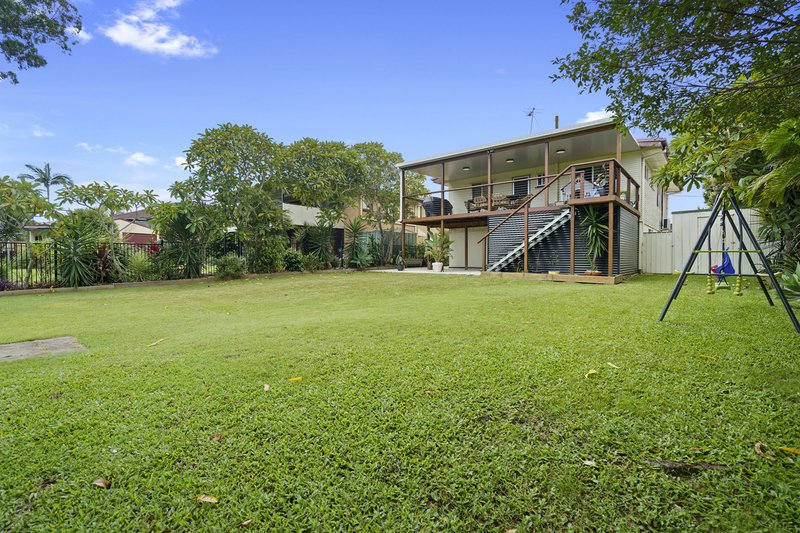 Photo - 31 Shakespeare Parade, Strathpine QLD 4500 - Image 5