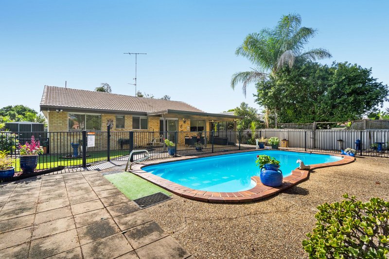 Photo - 31 Sigatoka Place, Clear Island Waters QLD 4226 - Image 5