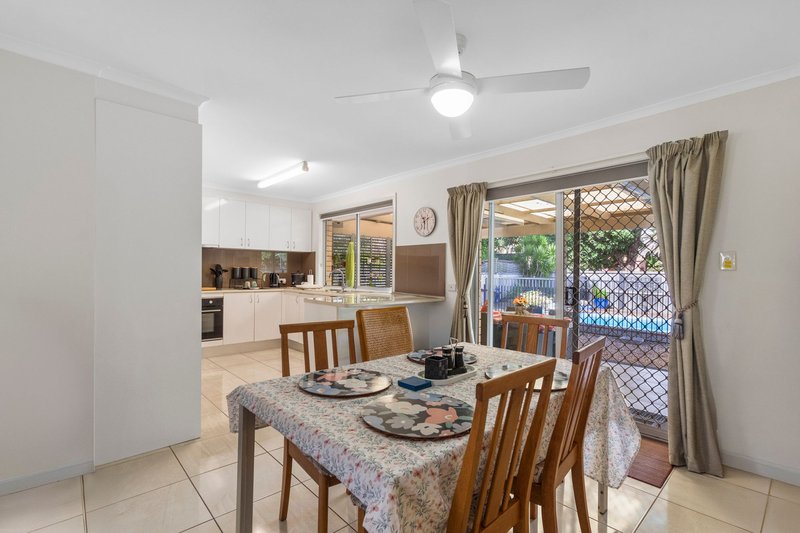 Photo - 31 Sigatoka Place, Clear Island Waters QLD 4226 - Image 12