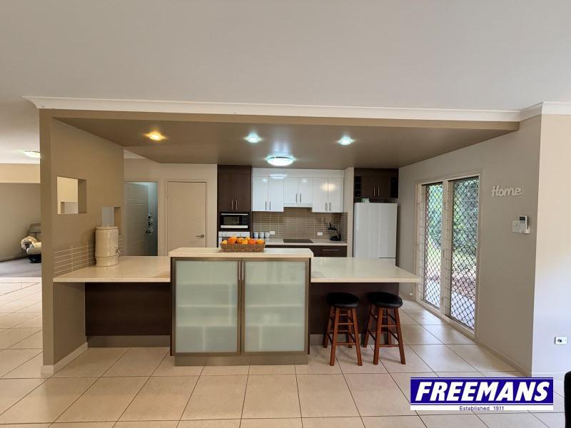 Photo - 31 Sonaree Drive, Kingaroy QLD 4610 - Image 8