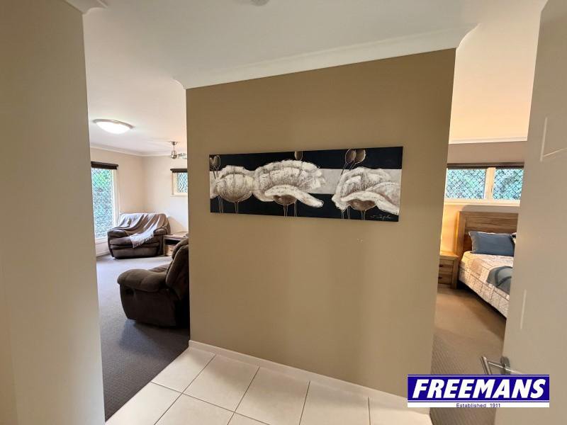 Photo - 31 Sonaree Drive, Kingaroy QLD 4610 - Image 11