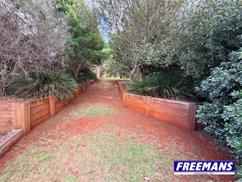 Photo - 31 Sonaree Drive, Kingaroy QLD 4610 - Image 29