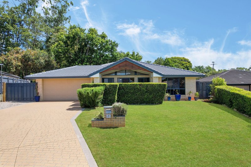 31 Spinnaker Circuit, Redland Bay QLD 4165