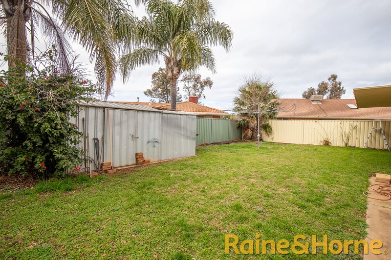 Photo - 31 Springfield Way, Dubbo NSW 2830 - Image 11