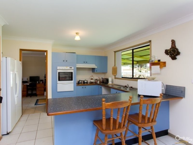 Photo - 31 St Clair Street, Bonnells Bay NSW 2264 - Image 6