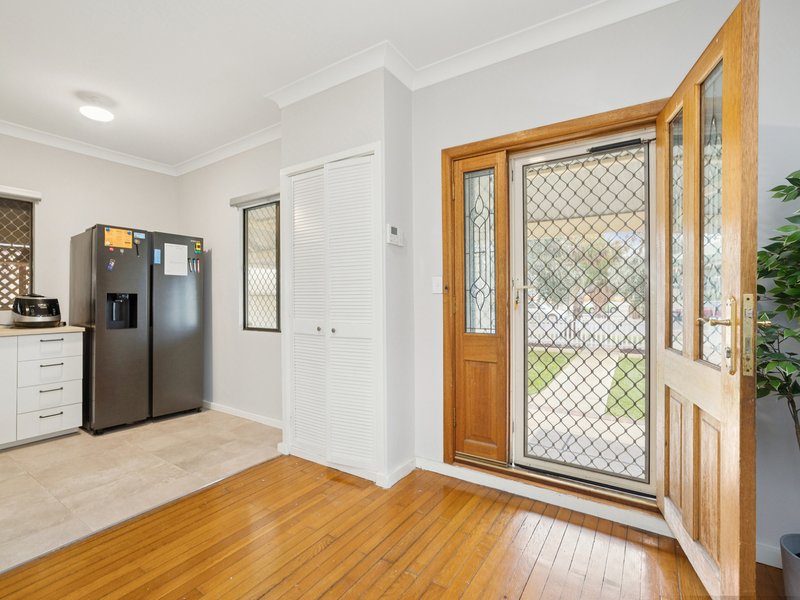 Photo - 31 Station Street, Cannington WA 6107 - Image 3