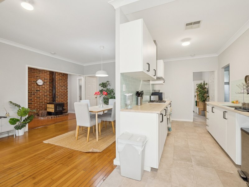 Photo - 31 Station Street, Cannington WA 6107 - Image 4