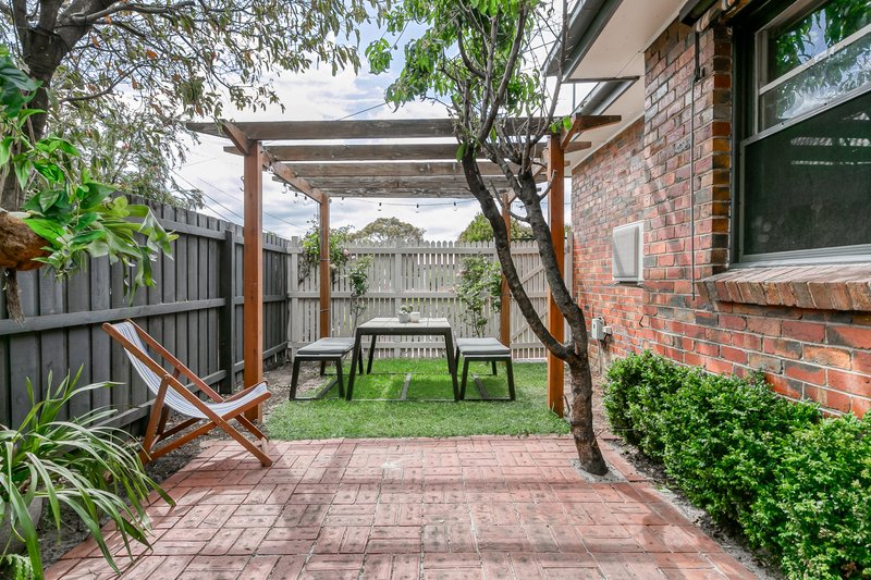 Photo - 31 Stennis Street, Pascoe Vale VIC 3044 - Image 9