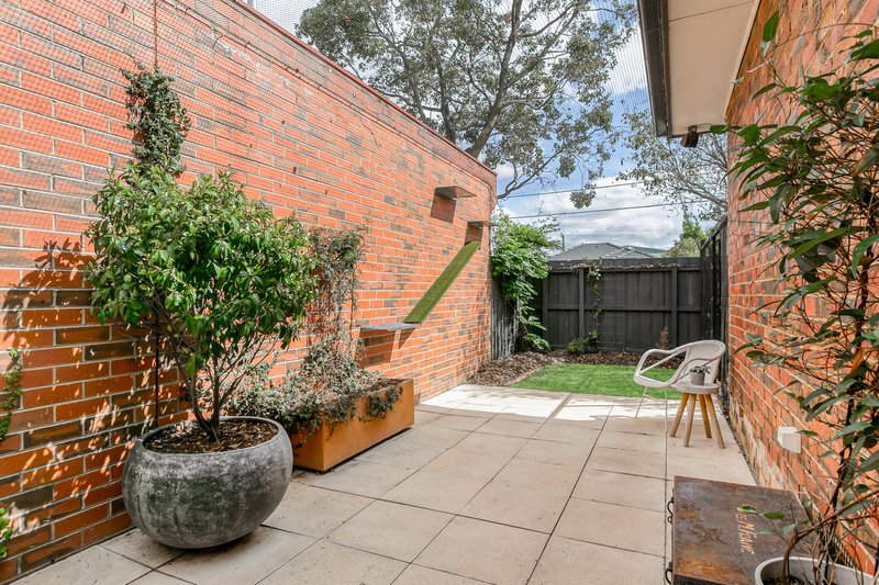 Photo - 31 Stennis Street, Pascoe Vale VIC 3044 - Image 10