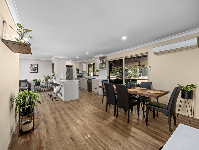 Photo - 31 Stephenson Crescent, Kensington Grove QLD 4341 - Image 10