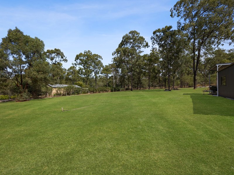 Photo - 31 Stephenson Crescent, Kensington Grove QLD 4341 - Image 24