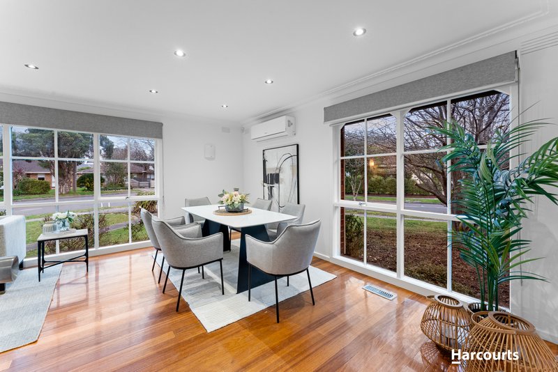 Photo - 31 Stradella Avenue, Vermont South VIC 3133 - Image 4