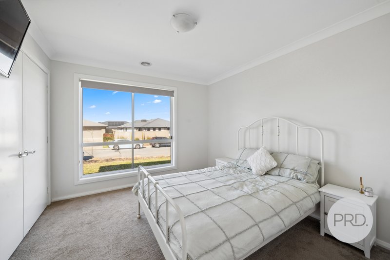 Photo - 31 Strickland Drive, Boorooma NSW 2650 - Image 7