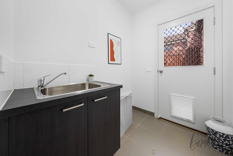 Photo - 31 Stringybark Avenue, Wallan VIC 3756 - Image 4