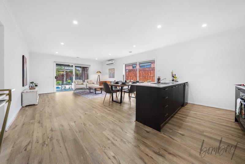 Photo - 31 Stringybark Avenue, Wallan VIC 3756 - Image 5