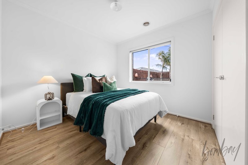 Photo - 31 Stringybark Avenue, Wallan VIC 3756 - Image 12