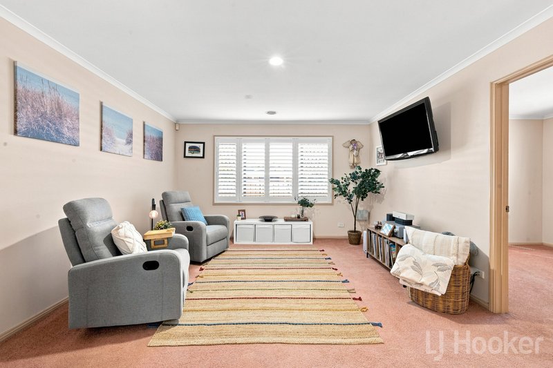 Photo - 31 Stringybark Drive, Jerrabomberra NSW 2619 - Image 21