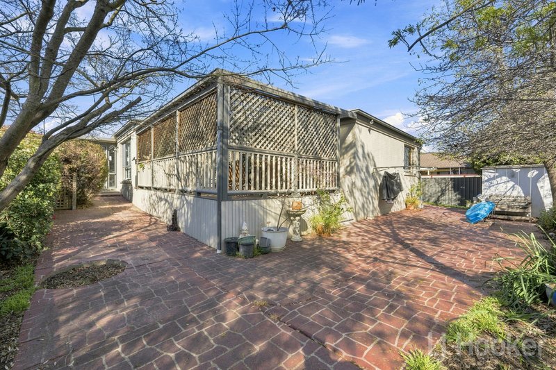 Photo - 31 Stringybark Drive, Jerrabomberra NSW 2619 - Image 24