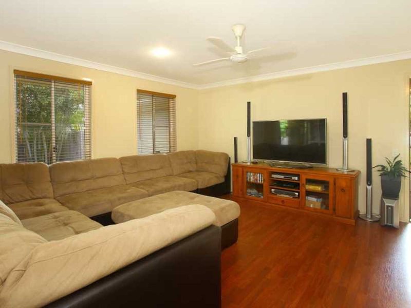 Photo - 31 Sugarglider Lane, Mudgeeraba QLD 4213 - Image 3