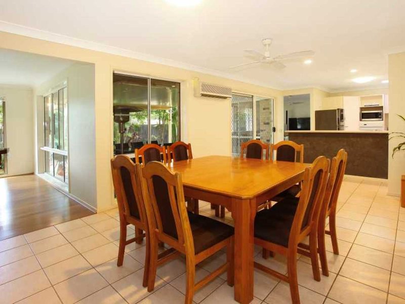 Photo - 31 Sugarglider Lane, Mudgeeraba QLD 4213 - Image 7