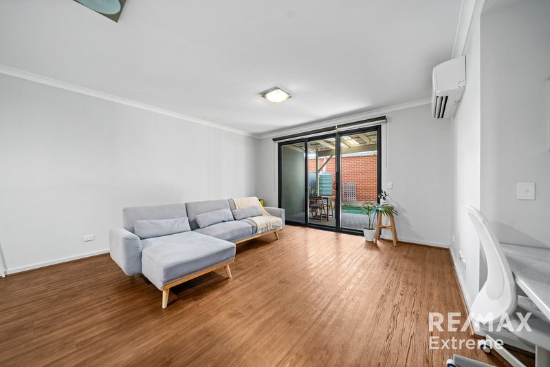 Photo - 3/1 Sunlander Drive, Currambine WA 6028 - Image 10