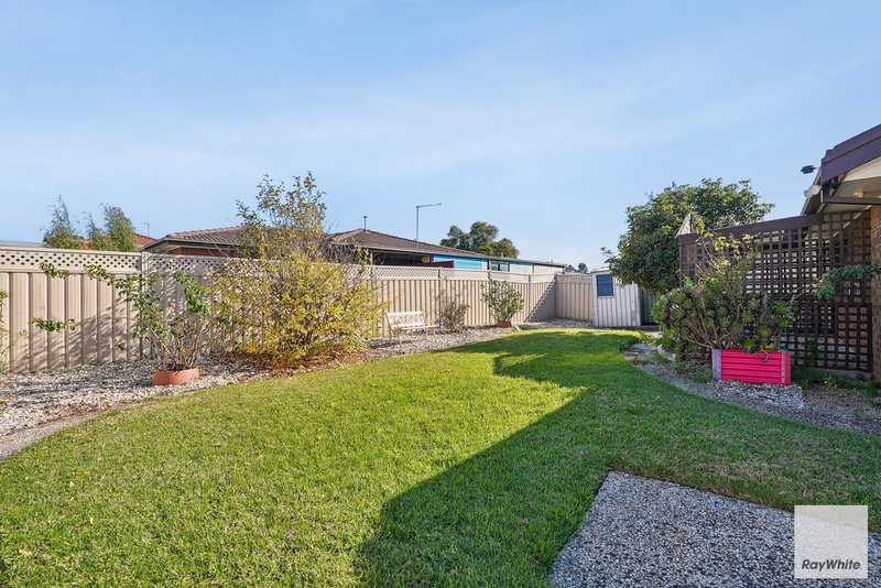 Photo - 31 Swindon Crescent, Keilor Downs VIC 3038 - Image 8