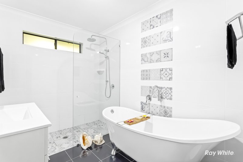 Photo - 31 Sypher Drive, Inverness QLD 4703 - Image 10