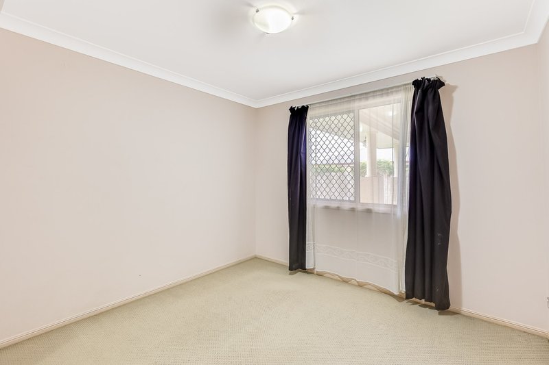 Photo - 31 Tarlington Street, Middle Ridge QLD 4350 - Image 13