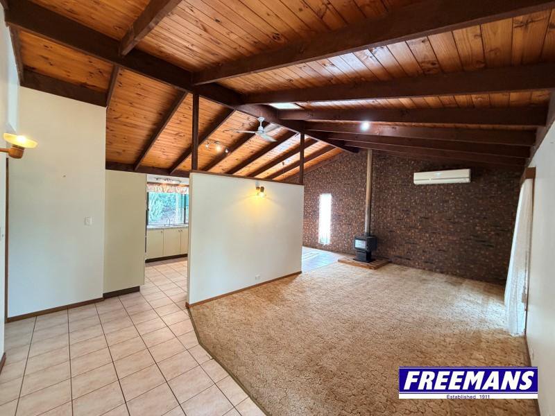Photo - 31 Tessmanns Road, Kingaroy QLD 4610 - Image 9