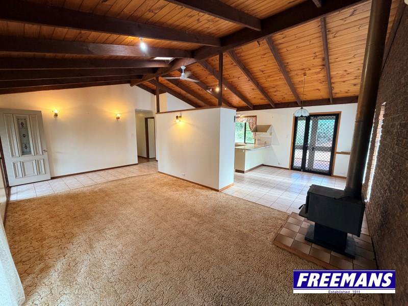 Photo - 31 Tessmanns Road, Kingaroy QLD 4610 - Image 12