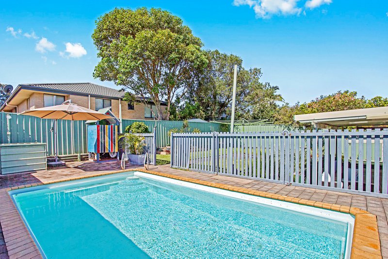 Photo - 31 Thomas Mitchell Road, Killarney Vale NSW 2261 - Image 11