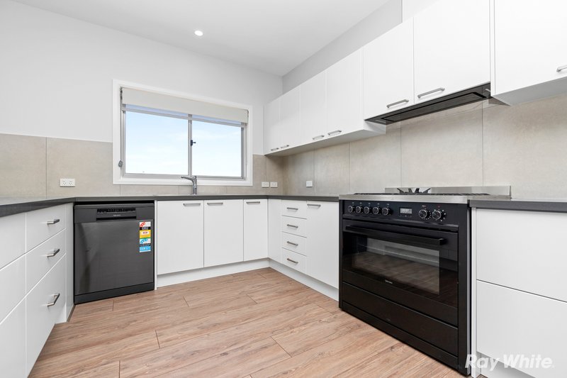 Photo - 31 Thomas Street, Junee NSW 2663 - Image 6
