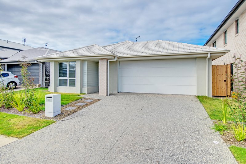 31 Titan Cres , Banya QLD 4551