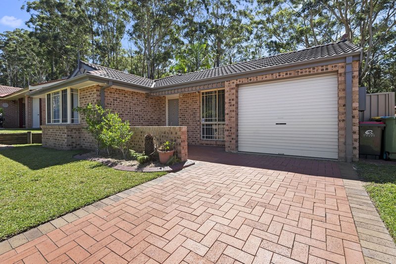 Photo - 31 Tonkiss Street, Tuggerah NSW 2259 - Image 2