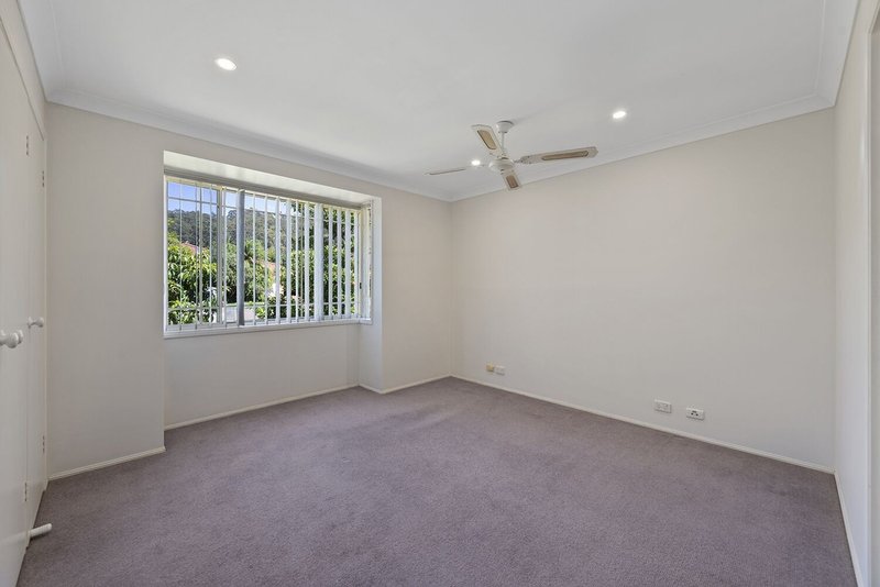 Photo - 31 Tonkiss Street, Tuggerah NSW 2259 - Image 3