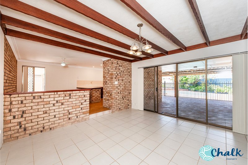 Photo - 31 Torcross Street, Warnbro WA 6169 - Image 12