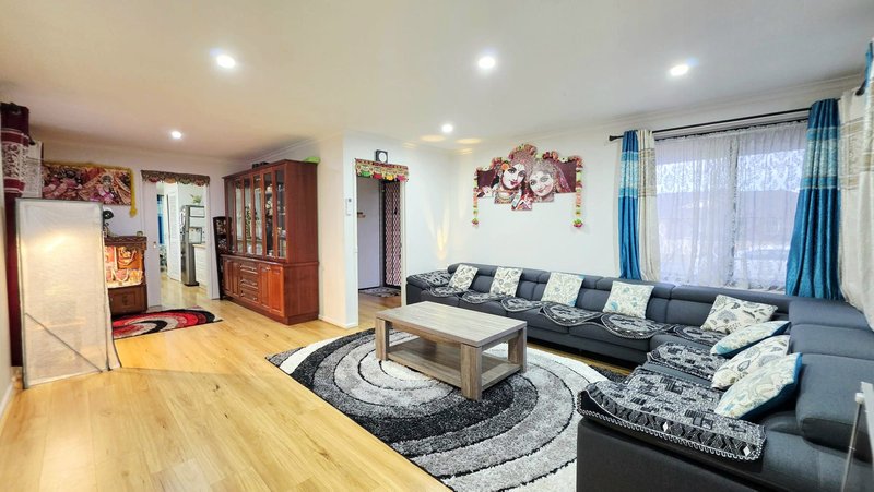 Photo - 31 Tower Road, Werribee VIC 3030 - Image 5