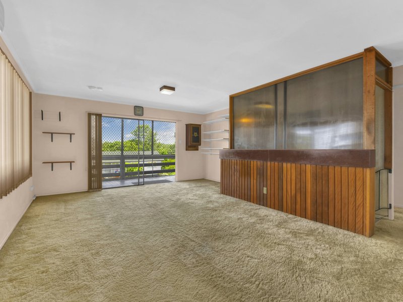 Photo - 31 Trafford Street, Chermside West QLD 4032 - Image 5