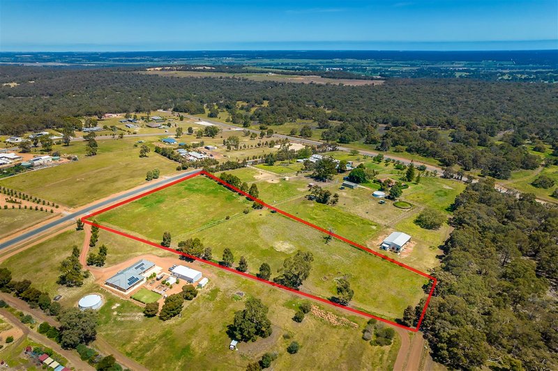 Photo - 31 Turtledove Drive, Lower Chittering WA 6084 - Image 18