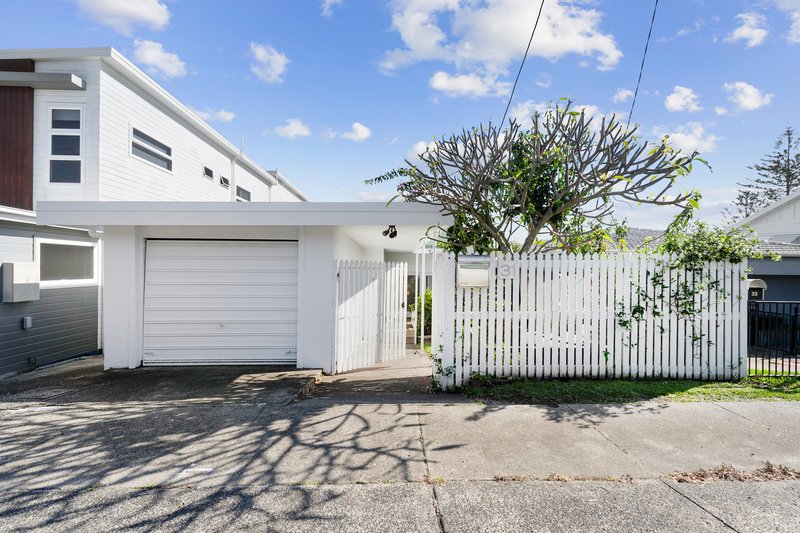 Photo - 31 Tweed Street, Coolangatta QLD 4225 - Image 4