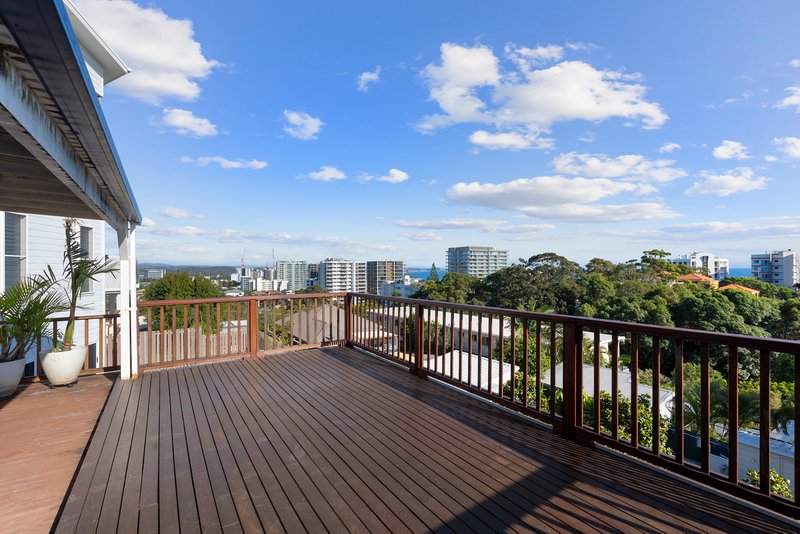 Photo - 31 Tweed Street, Coolangatta QLD 4225 - Image 10