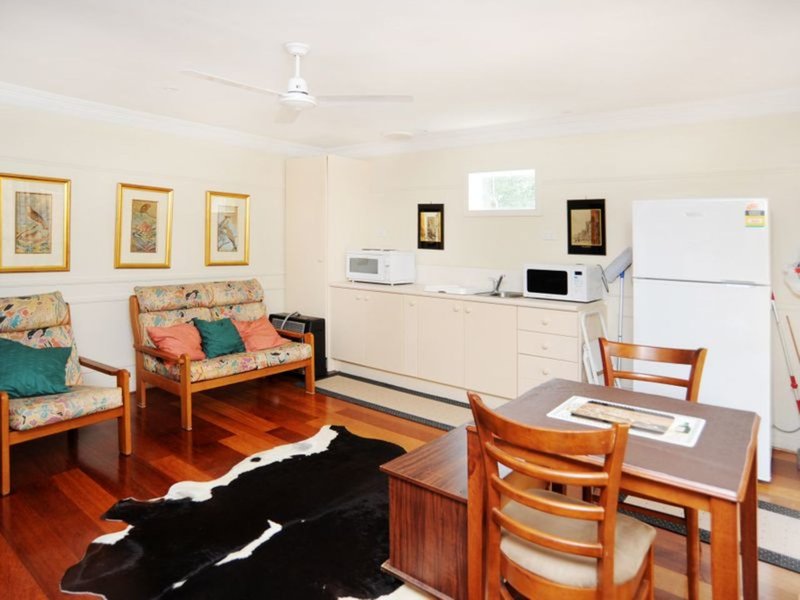 Photo - 31 Vera Drive, Coffs Harbour NSW 2450 - Image 16