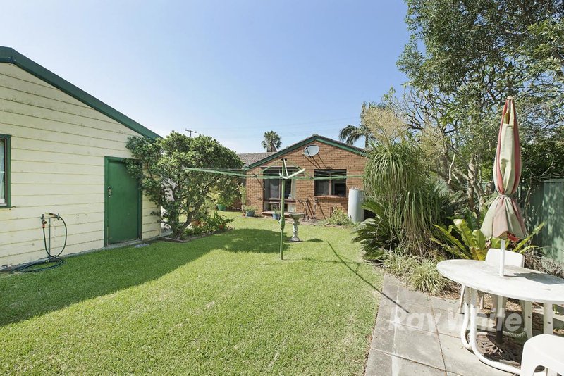 Photo - 31 Victoria Street, Teralba NSW 2284 - Image 6